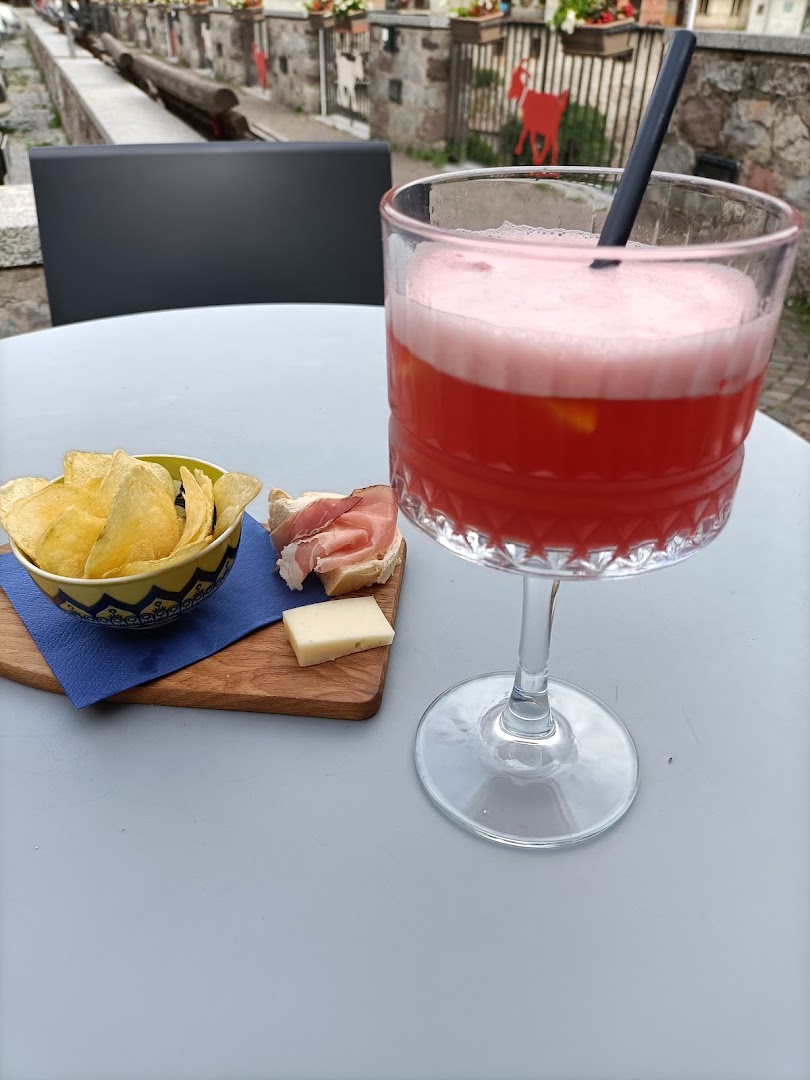 Bar Maniva