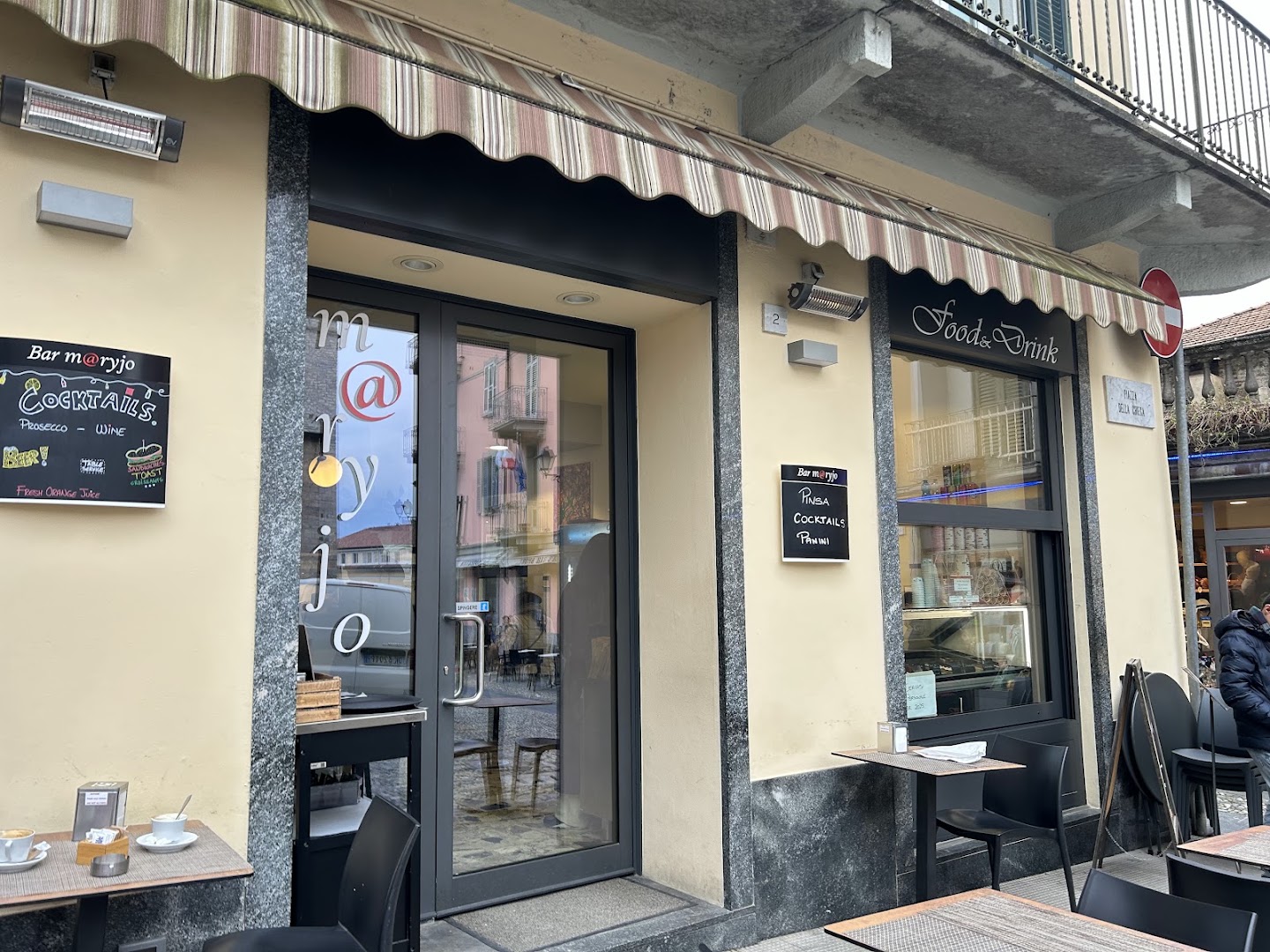 Bar Maryjo