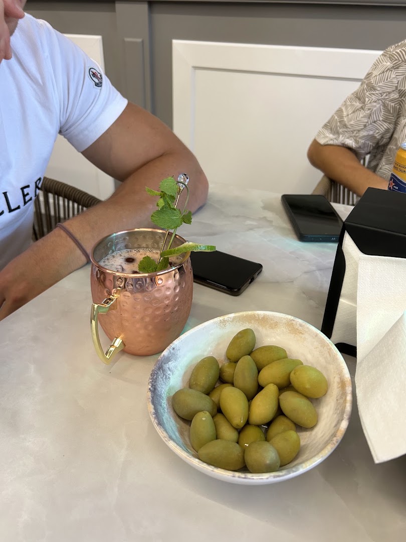 Bar Massi Canzo, Canzo