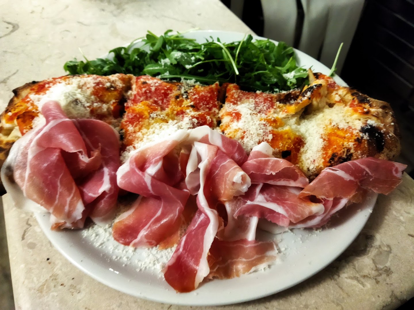 Bar Massimo e le Favole di Pina