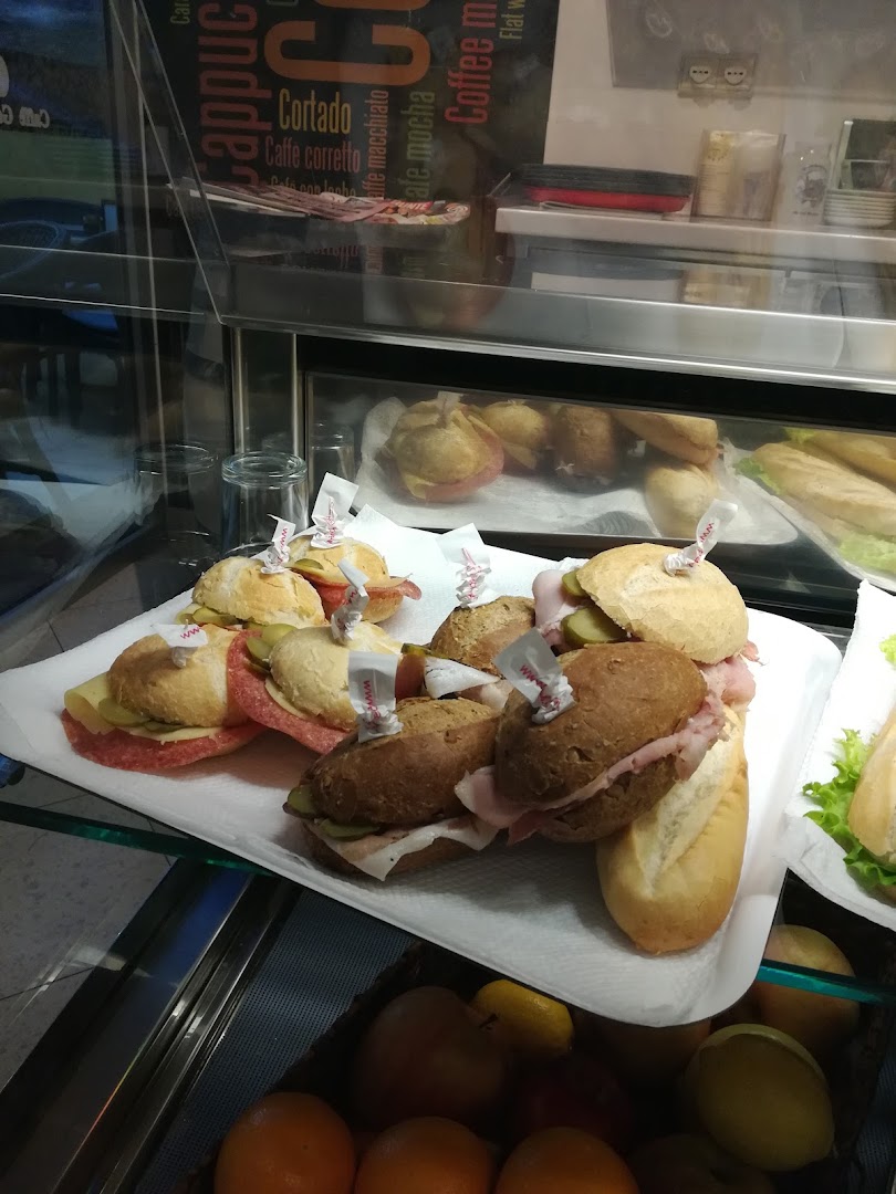 Bar Maurice