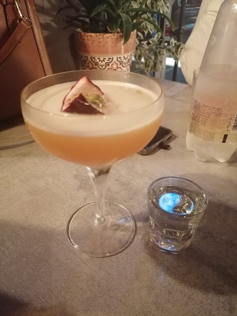 Bar MAV, Parma