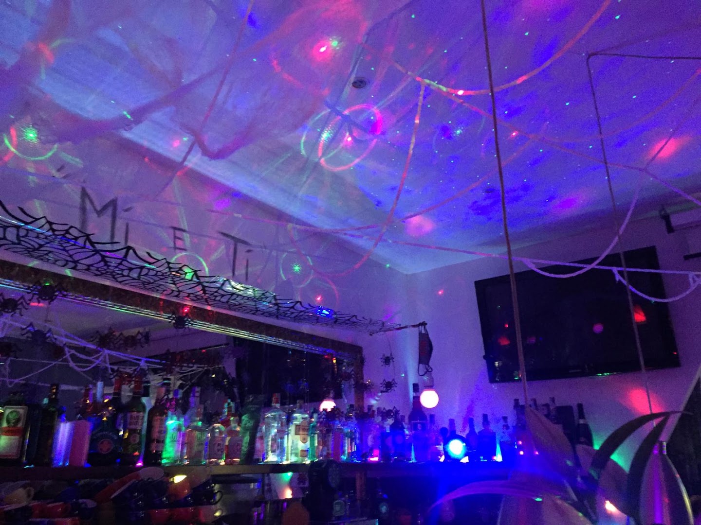Bar Mi & Ti