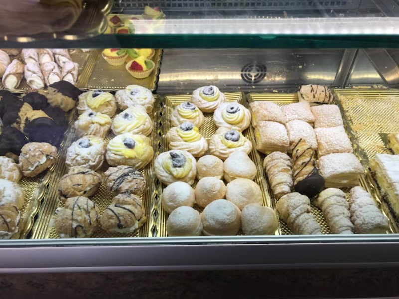 Bar Milan Monopoli, Cornetteria, Pasticceria