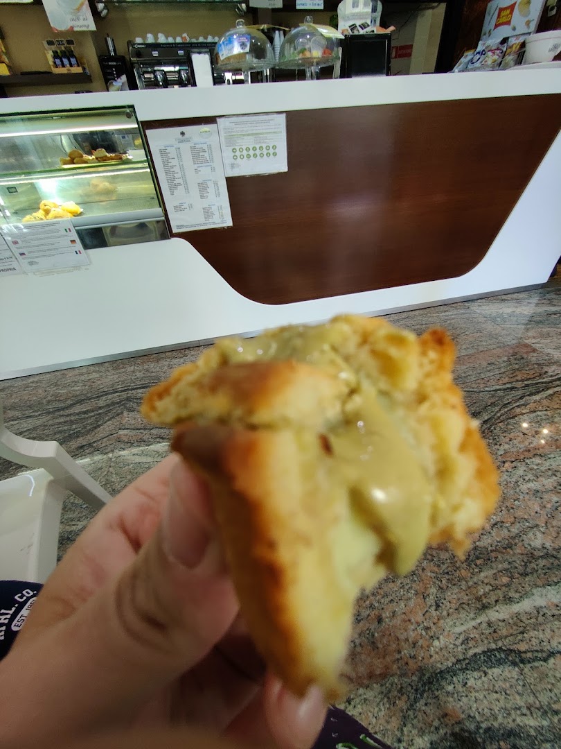 Bar Milan Monopoli, Cornetteria, Pasticceria