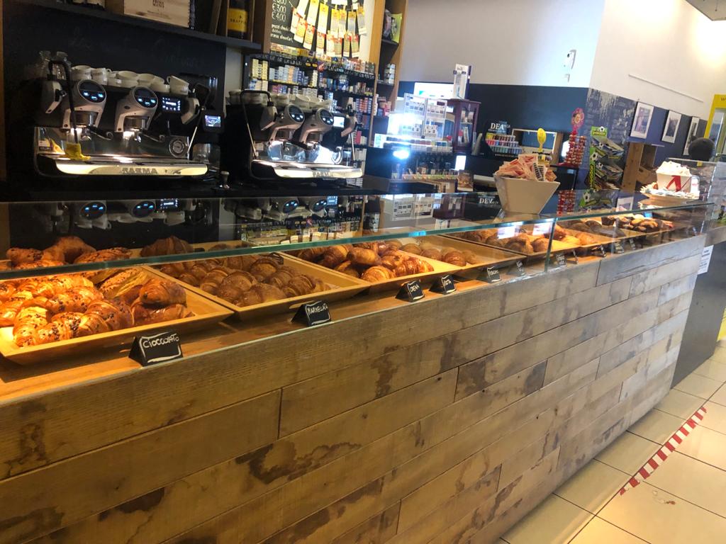 BAR MOCADO