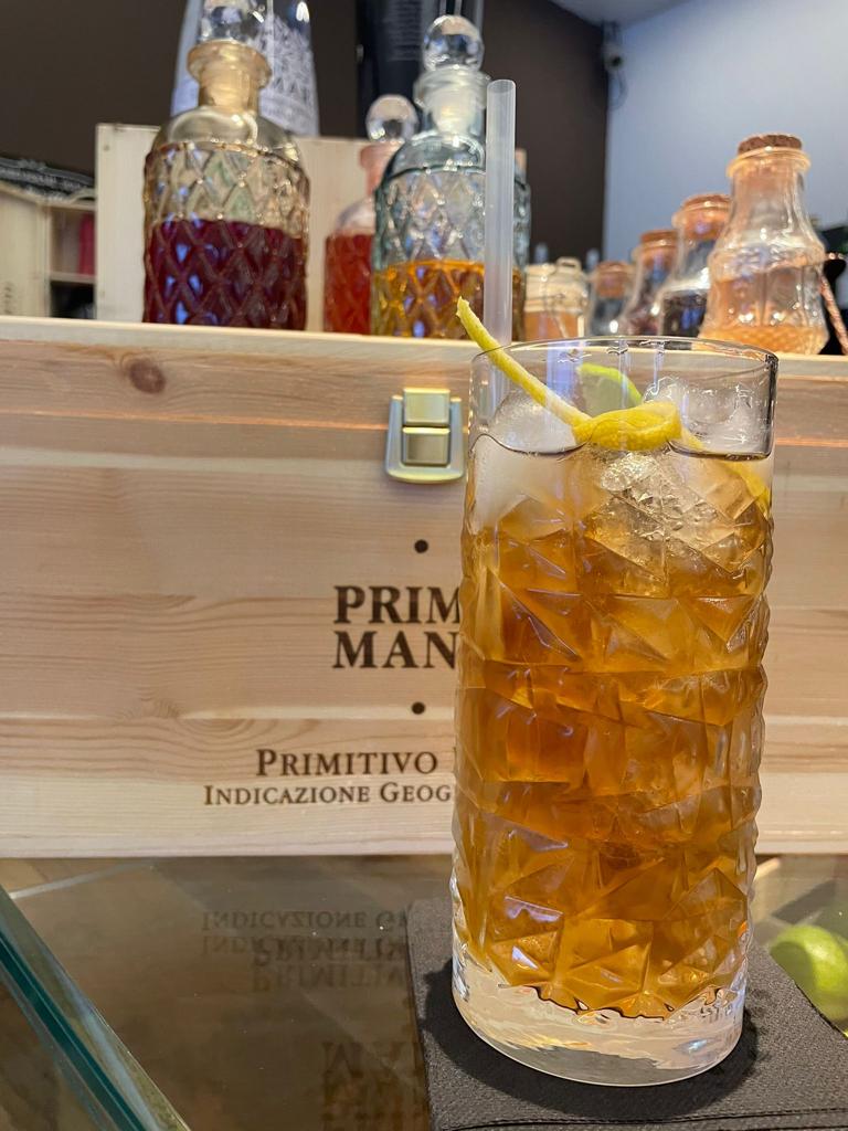 BAR MOCADO