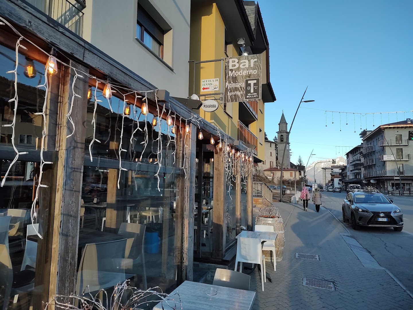 Bar Moderno Aprica