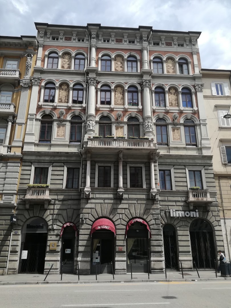 Bar Moderno Trieste