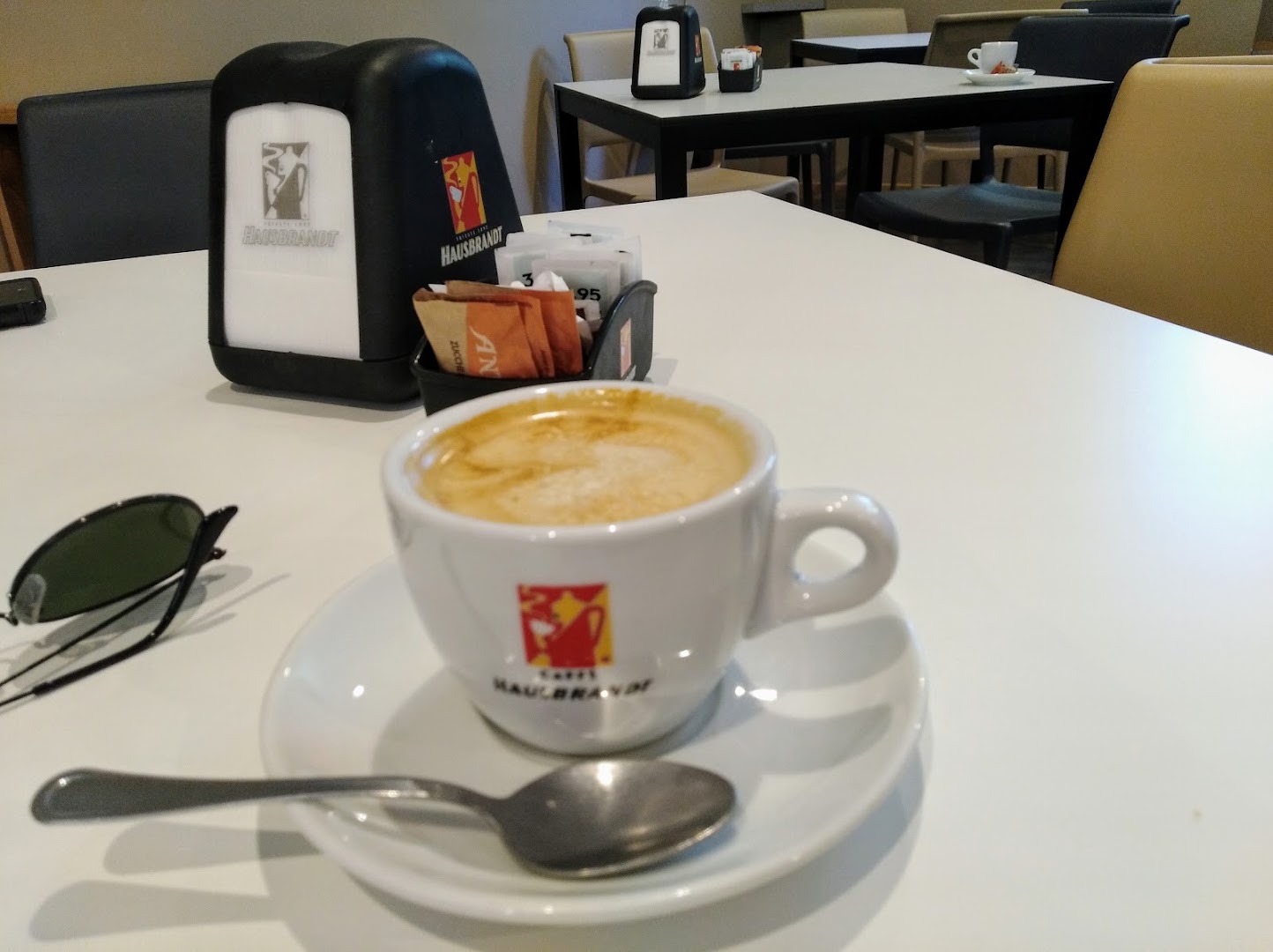 Bar Moderno