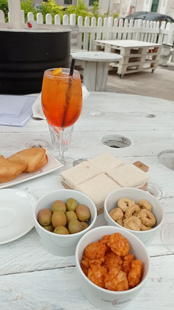 Bar Mokador