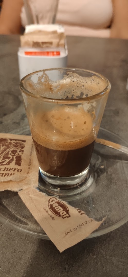 Bar Monique