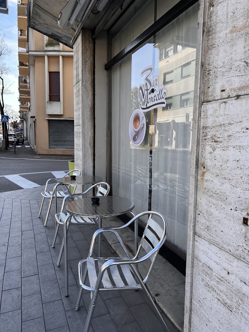 Bar Montello