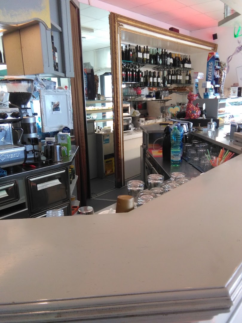 Bar More', Capannori