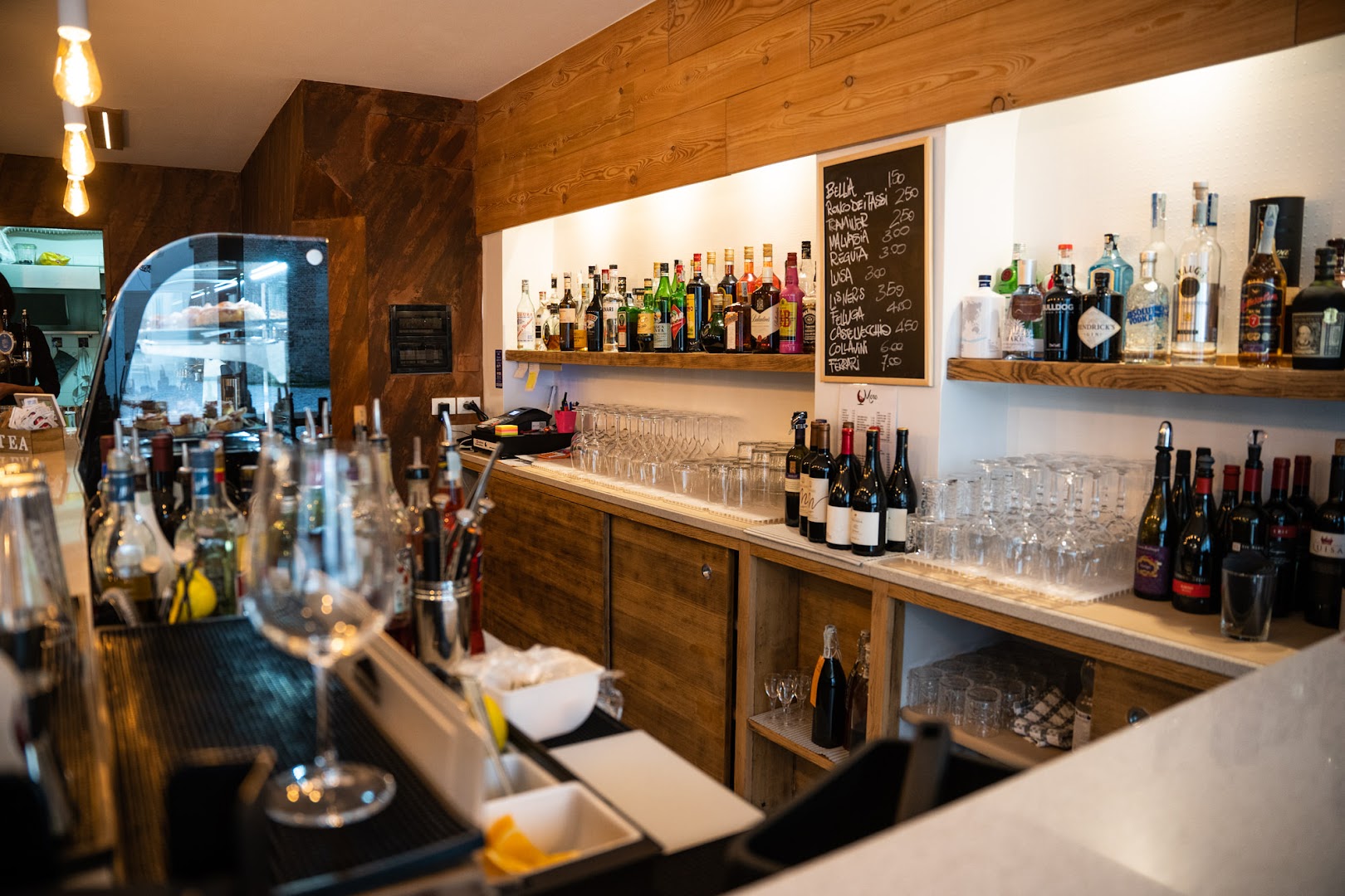 Bar Moro
