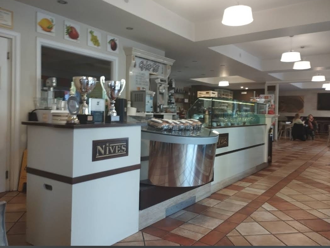 Bar Nives