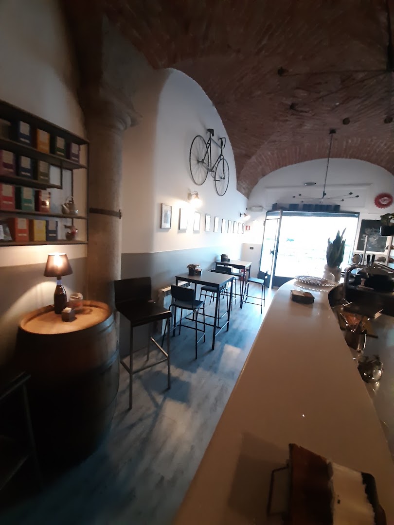 Bar Old Skull