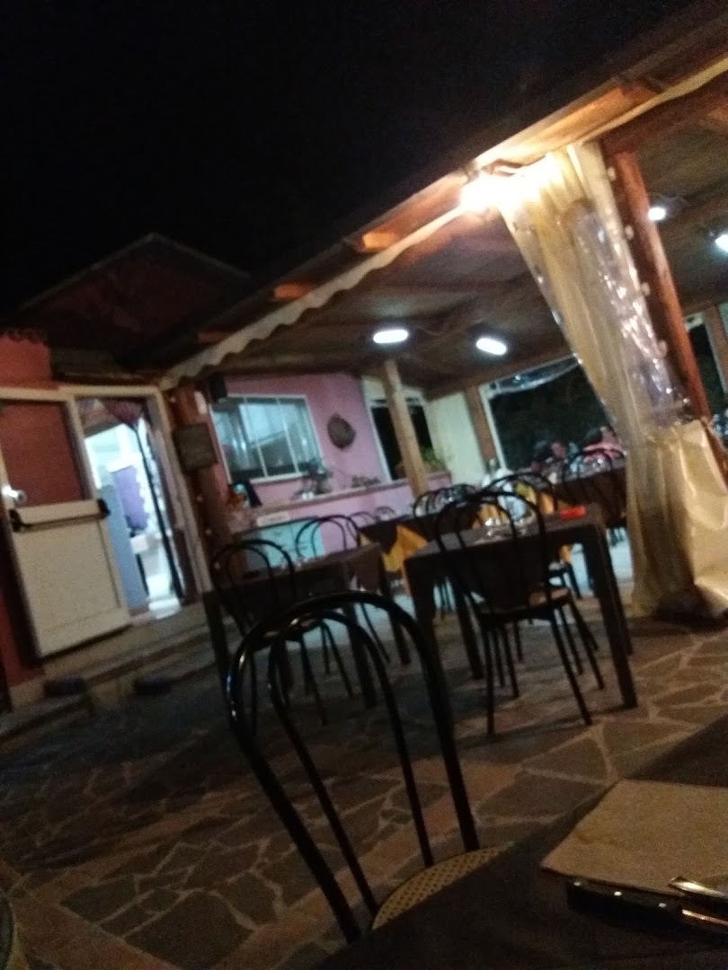 BAR OPERA PRIMA DI PUGLIESE IOLE SOFIA, Perano
