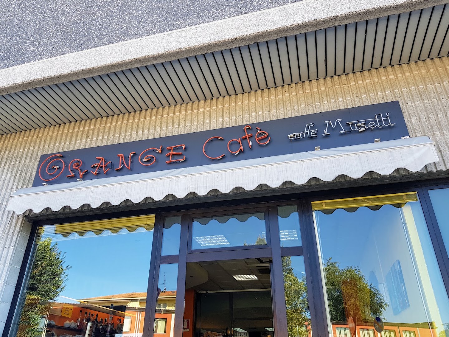 Bar Orange