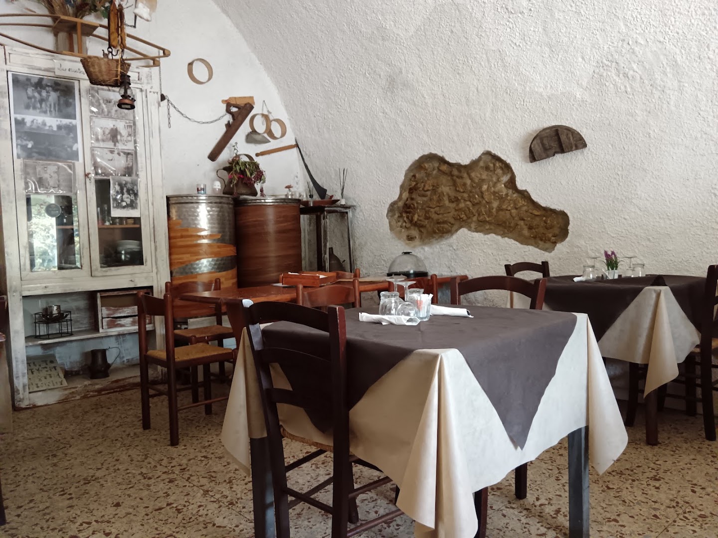 Bar Osteria Braceria 2000, Sant'Anatolia di Narco