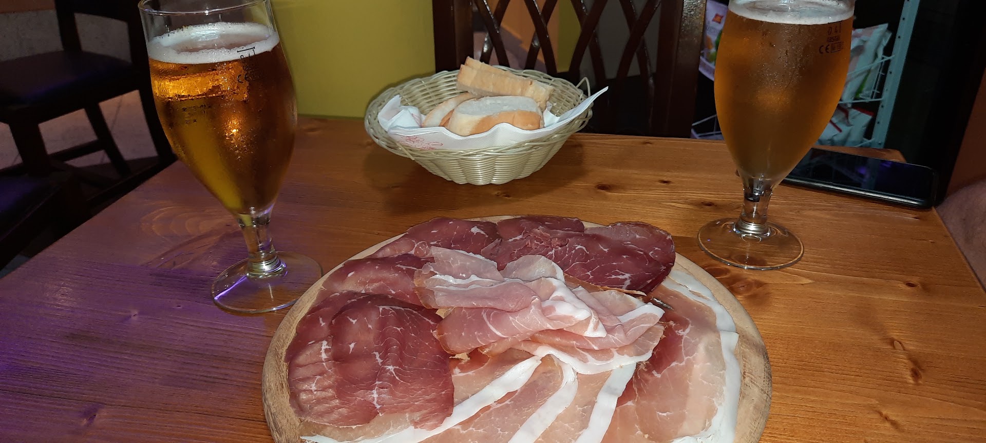 Bar paninoteca al masen