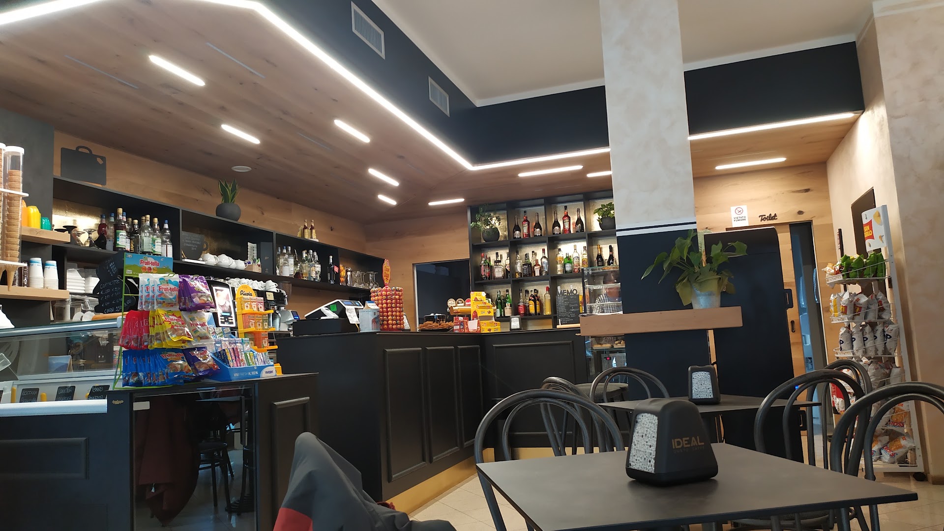 Bar Pasticceria Black and White di Togni Anna, Sondalo