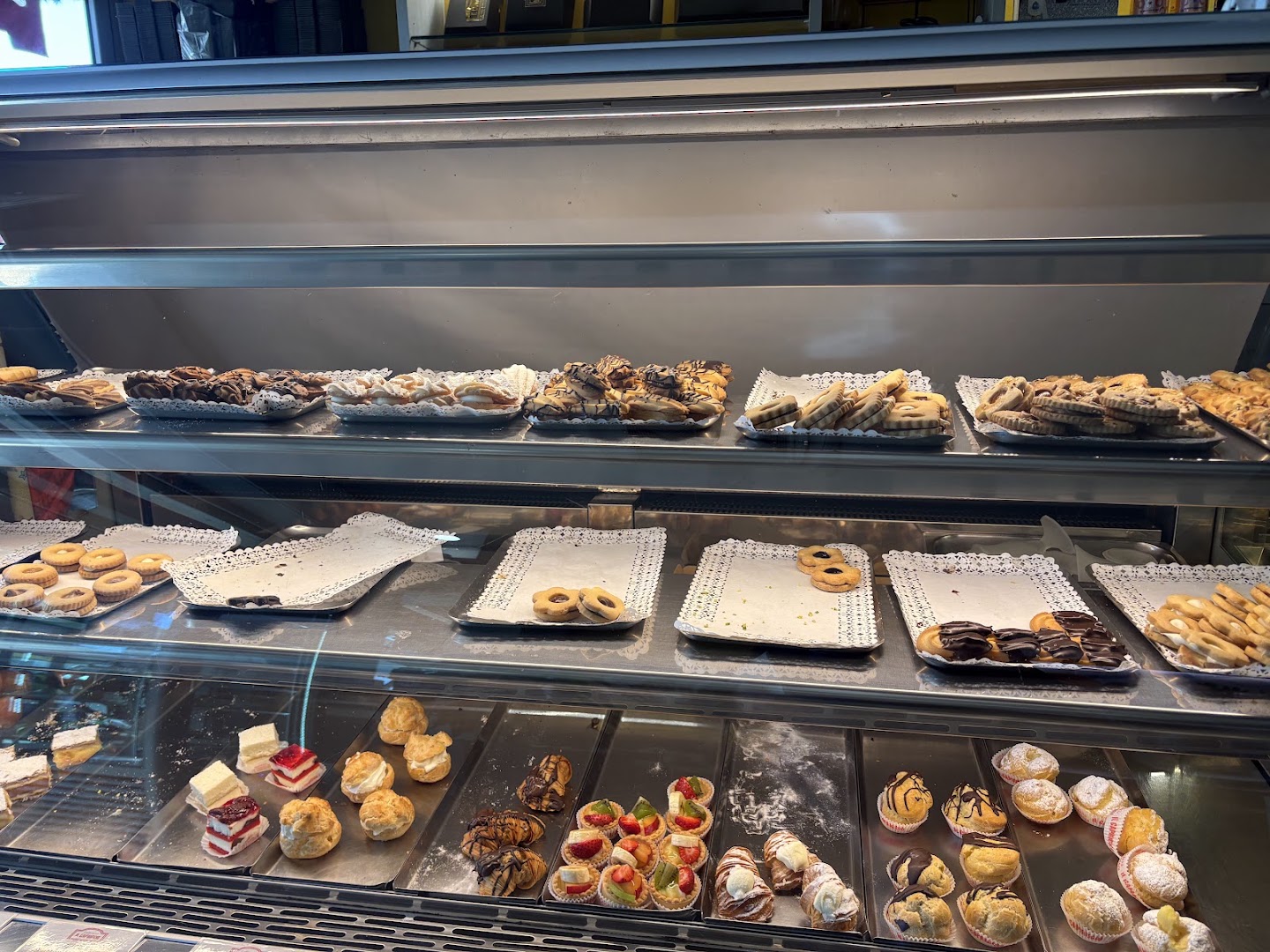 Bar Pasticceria Capriccio | Gelateria e gastronomia