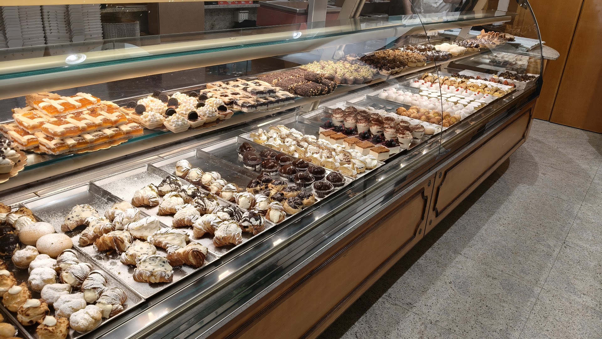 Bar Pasticceria Dece - Via Calefati