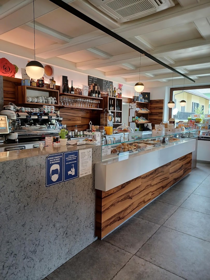 Bar Pasticceria Gelateria Al Lago