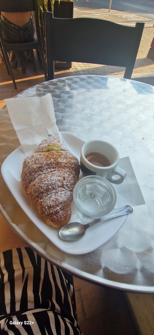 Bar Pasticceria H 24, Bologna