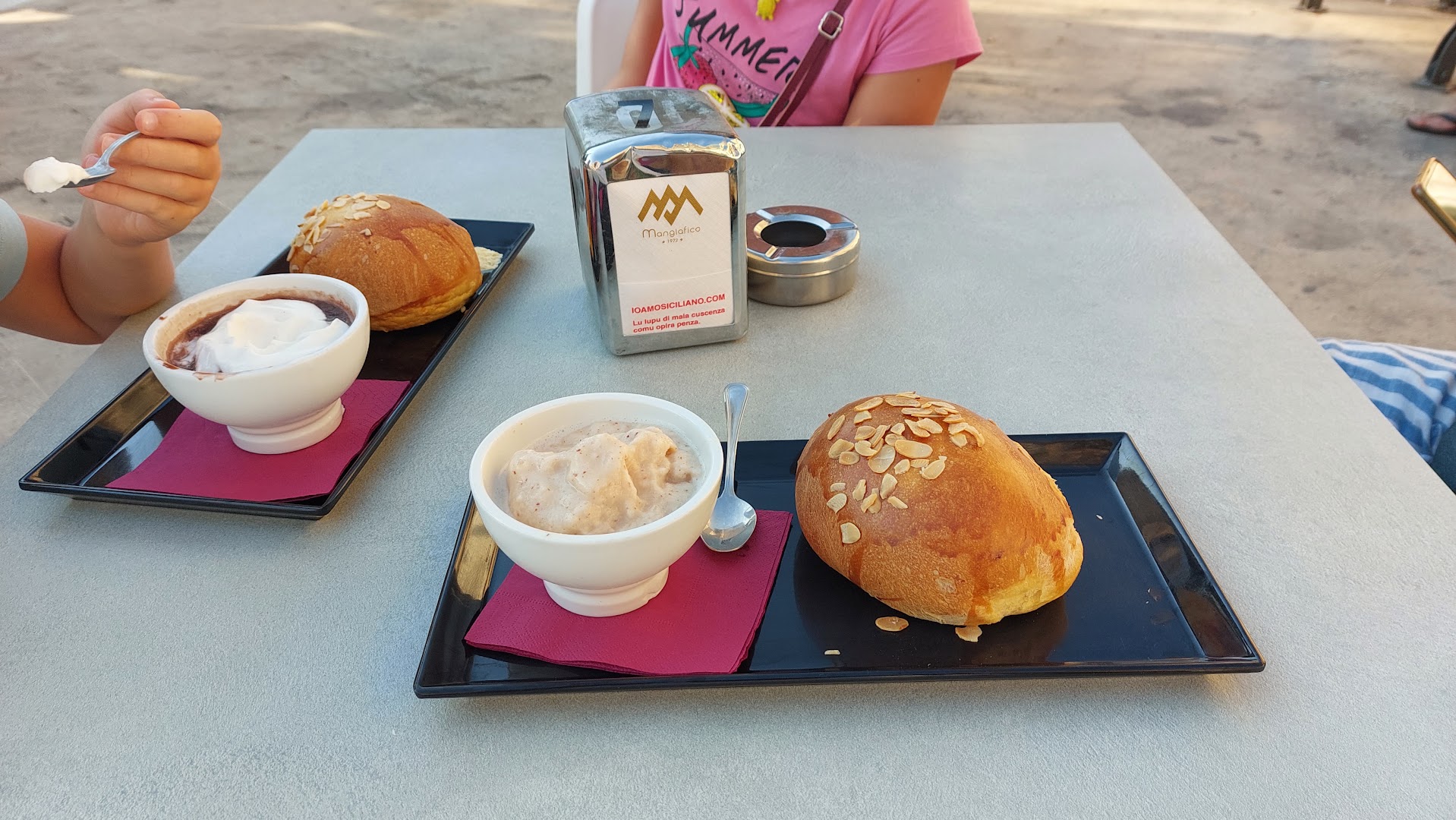 Bar Pasticceria Mangiafico - Piazza Umberto Avola