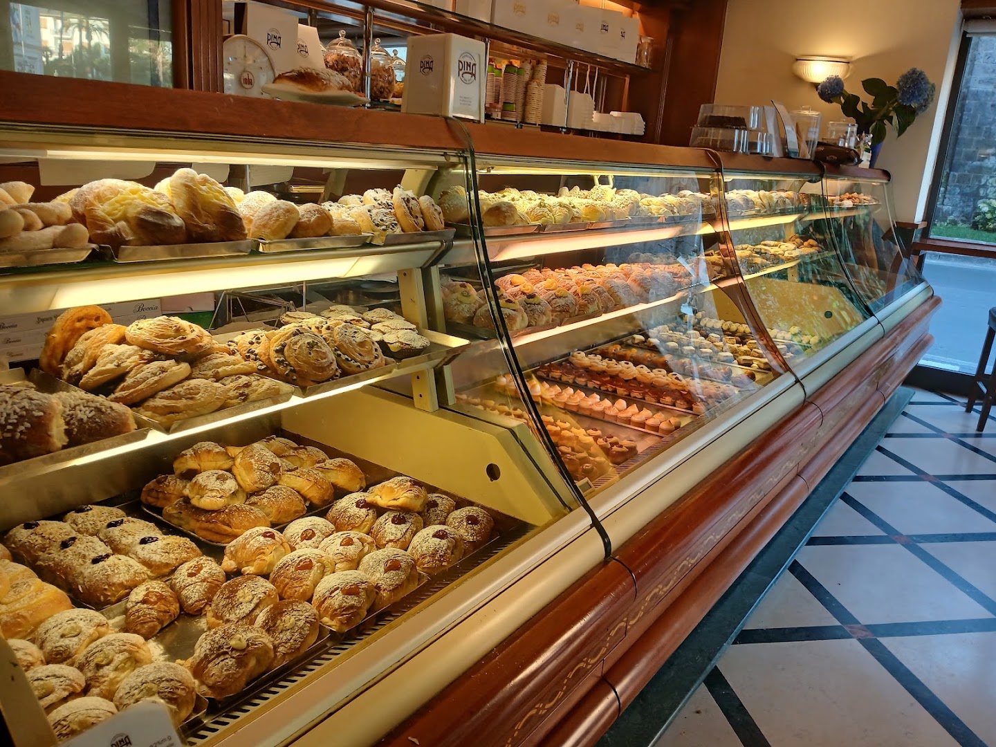 Bar Pasticceria Pina