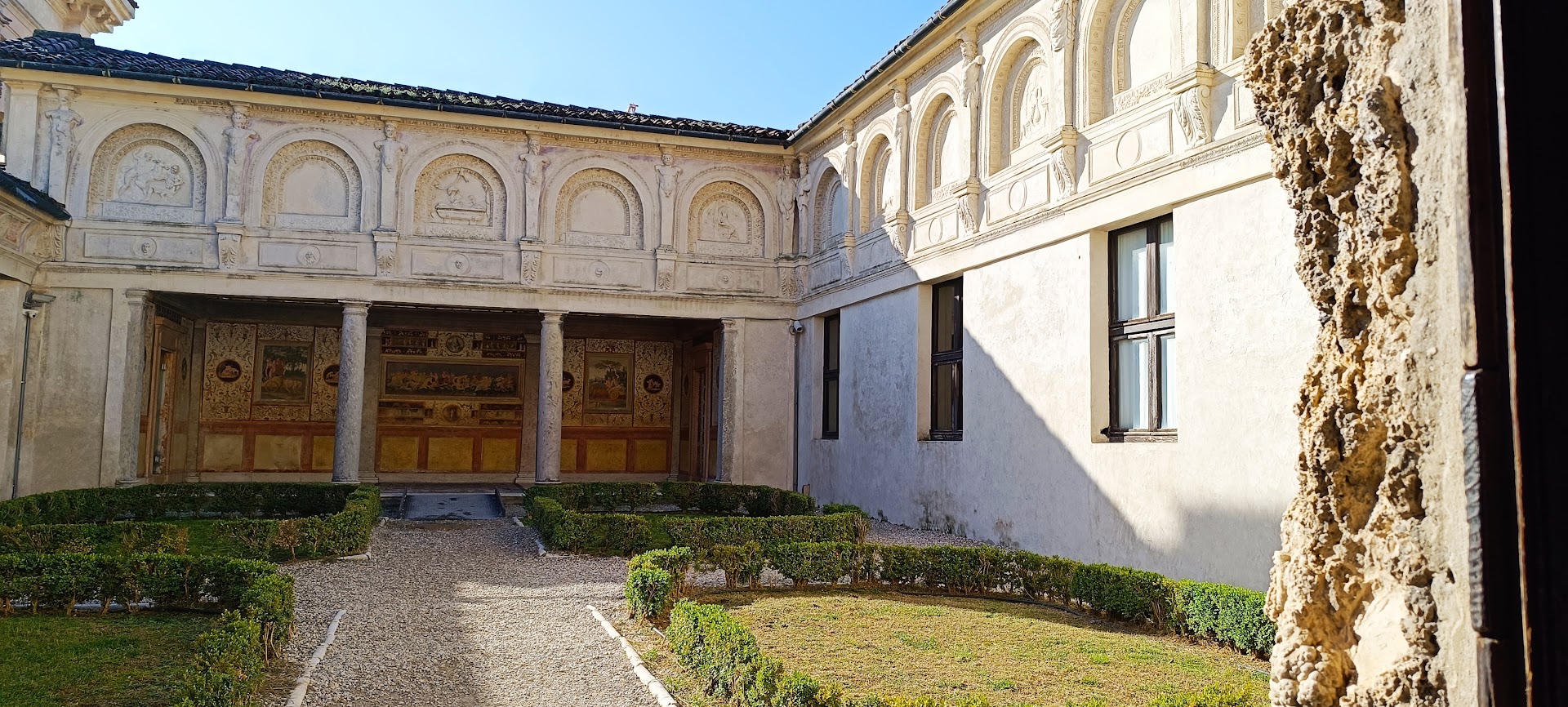 Bar Penna, Mantova