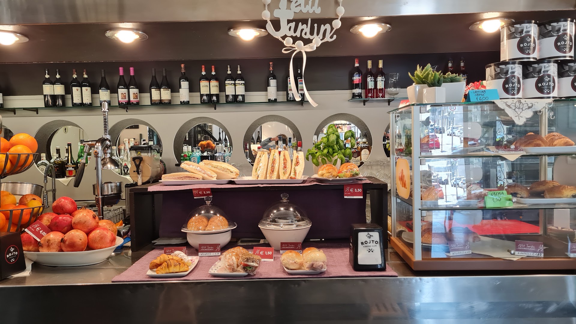 Bar Petit Jardin, Torino