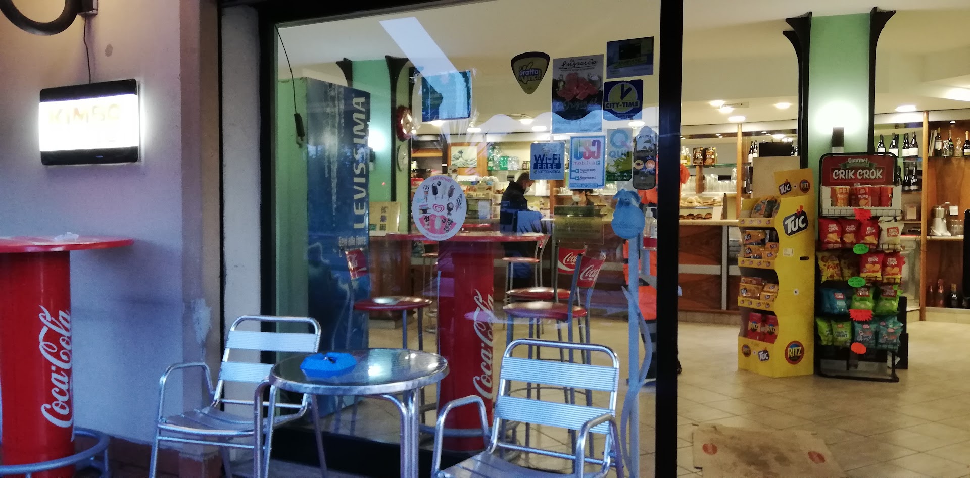 Bar Piacentini, Latina