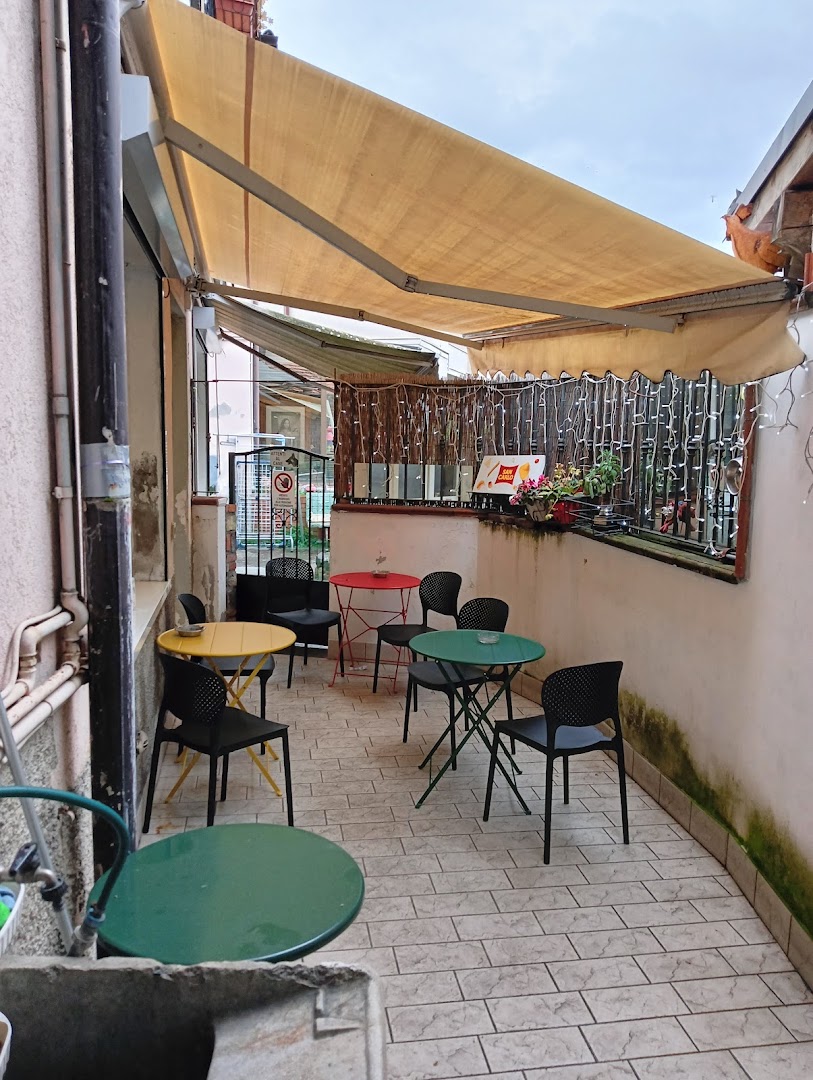 Bar pilastroni