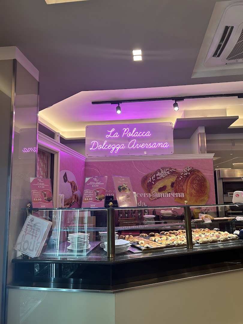 Bar "Pink House"