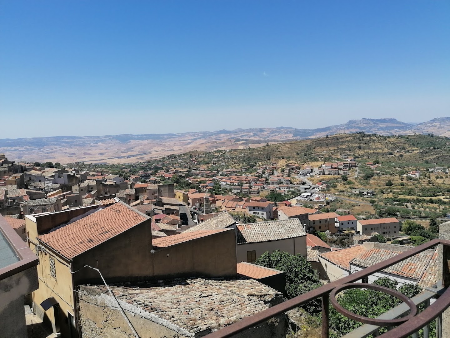Bar-Pizzeria "Al Solito Posto" di Fiorellino