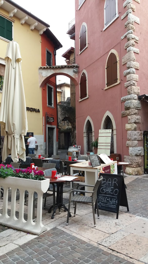 Bar Pizzeria Alla Piazzetta