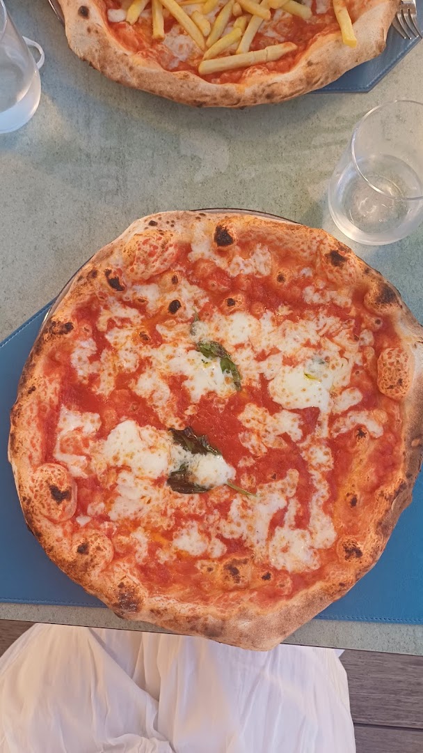 Bar Pizzeria Blue Eyes