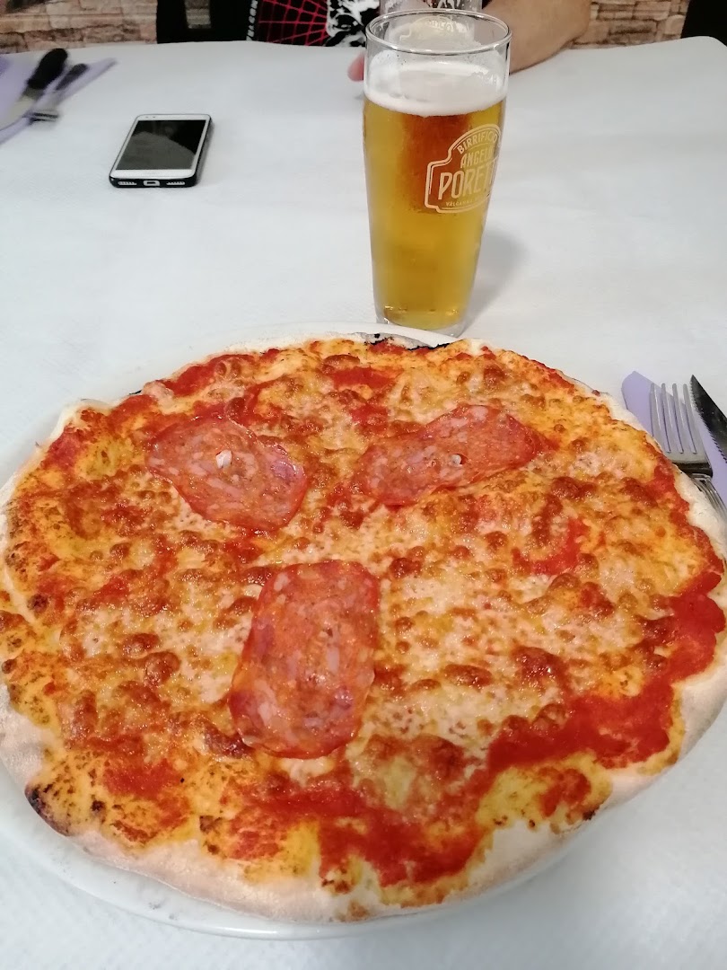 Bar - Pizzeria "Casa Mia"