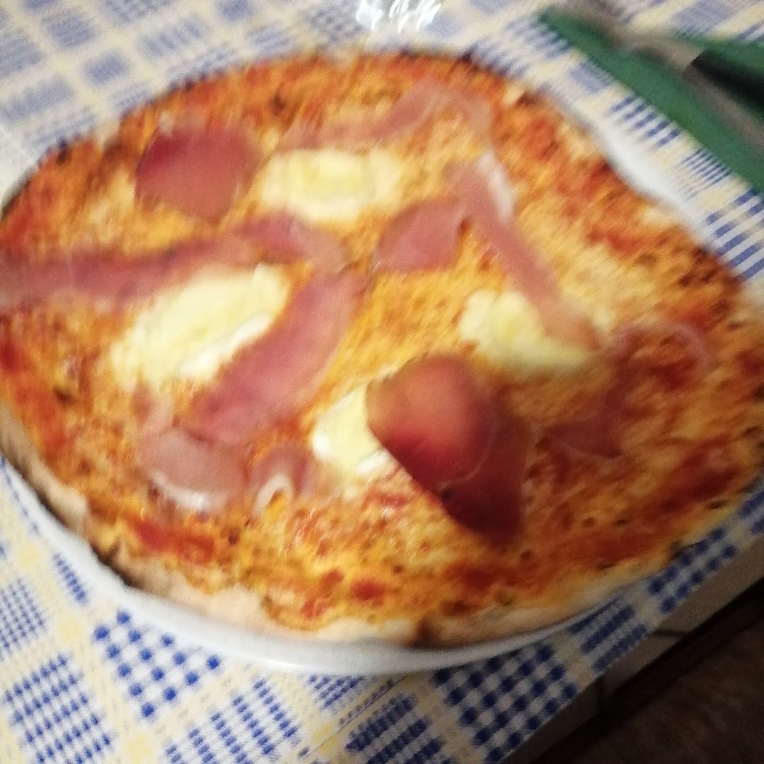 Bar - Pizzeria "Casa Mia"