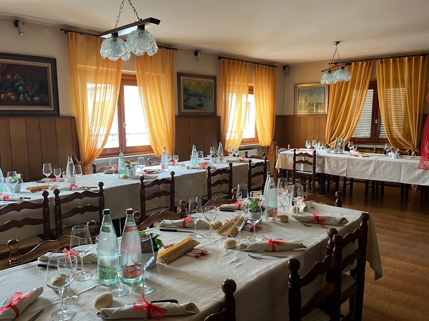 Bar Pizzeria Corona Di Valenti Roberto