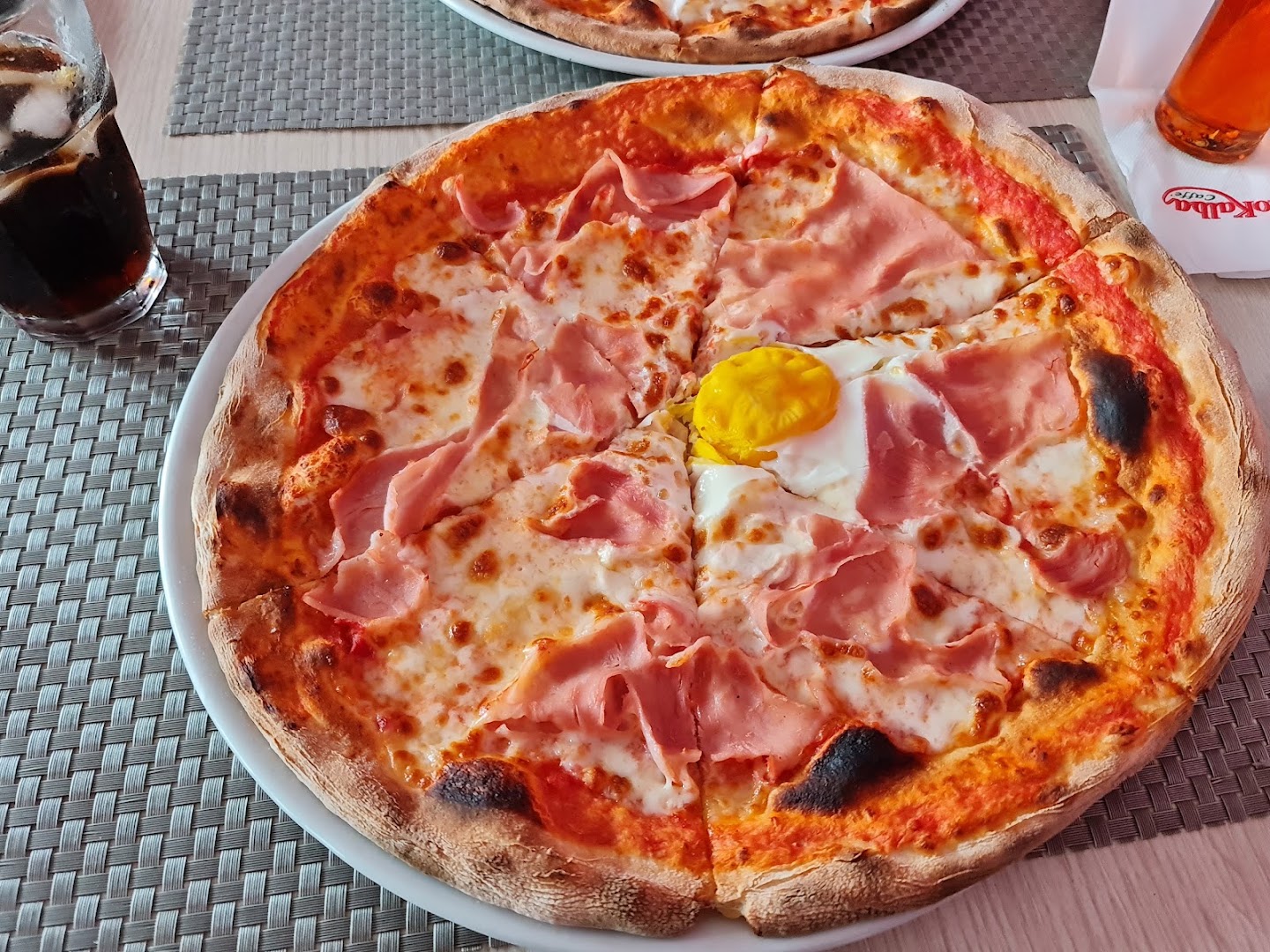 Bar Pizzeria Fang