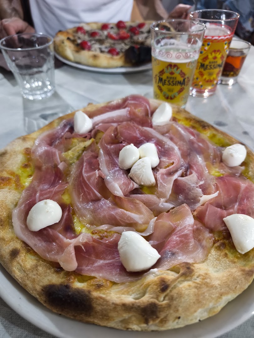Bar Pizzeria Fòr’ La Port’