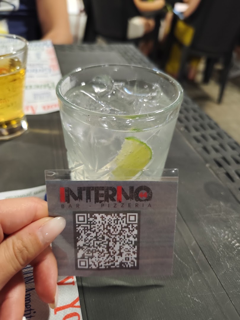 Bar Pizzeria Interno 44