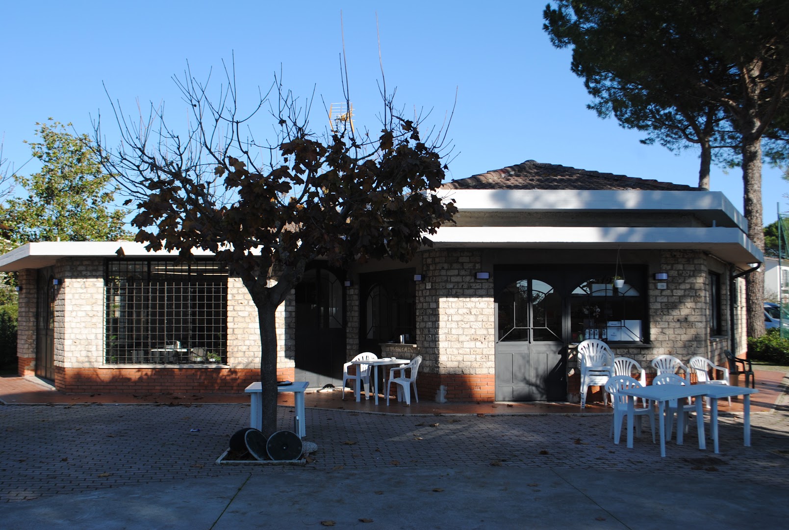Bar-Pizzeria KM12