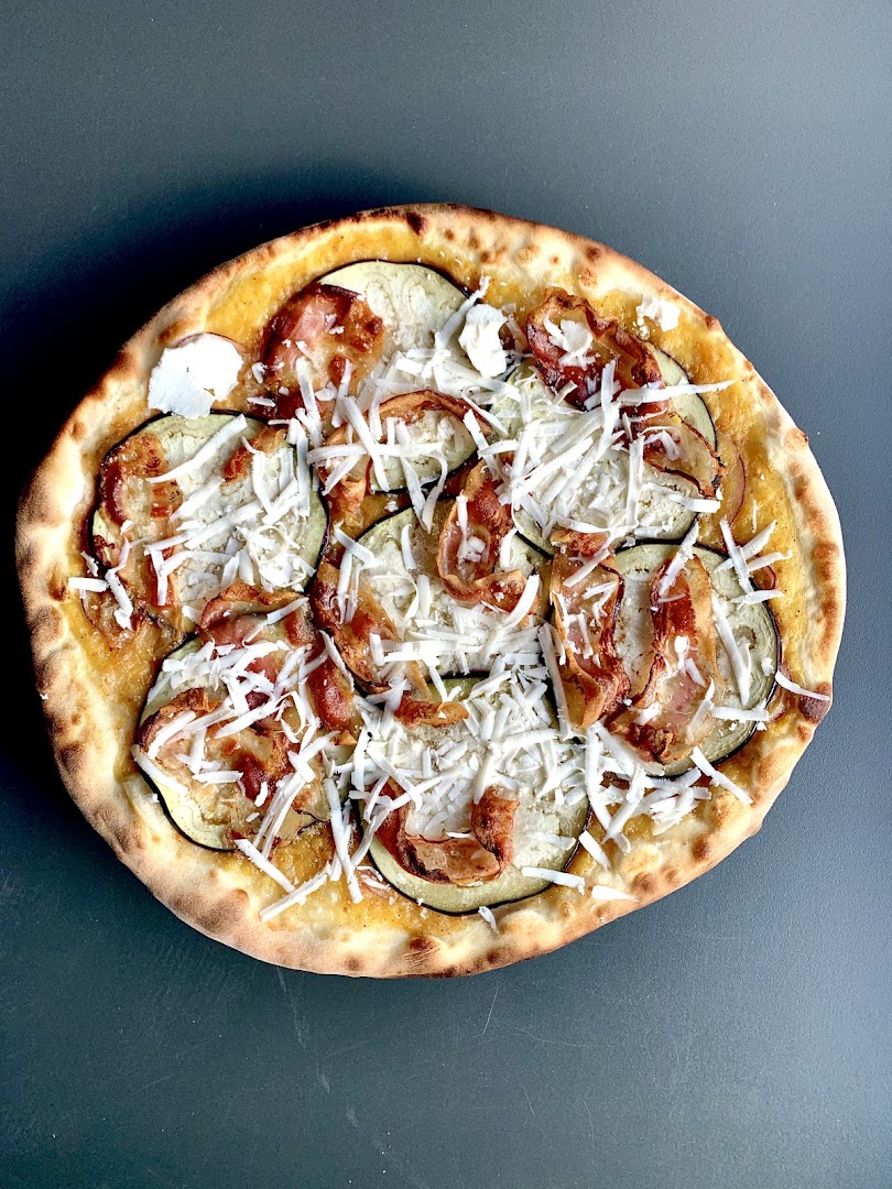 BAR PIZZERIA MANGIA E BEVI