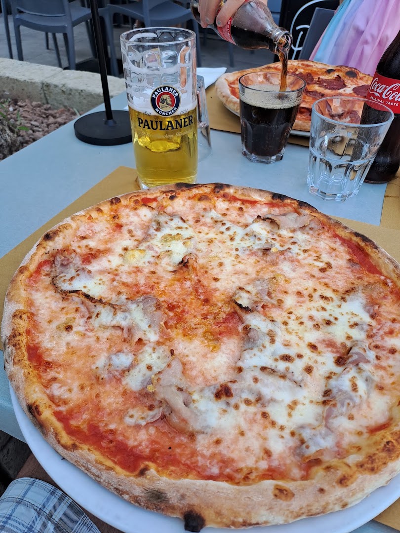 Bar Pizzeria Papillon