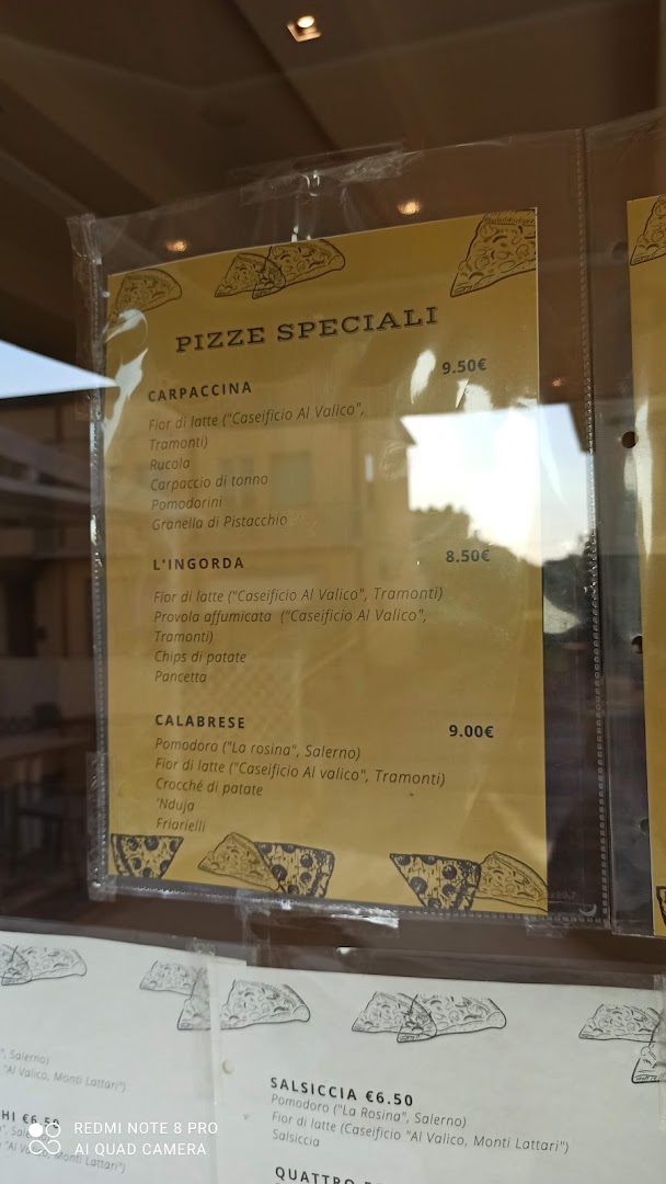 Bar Pizzeria Revive